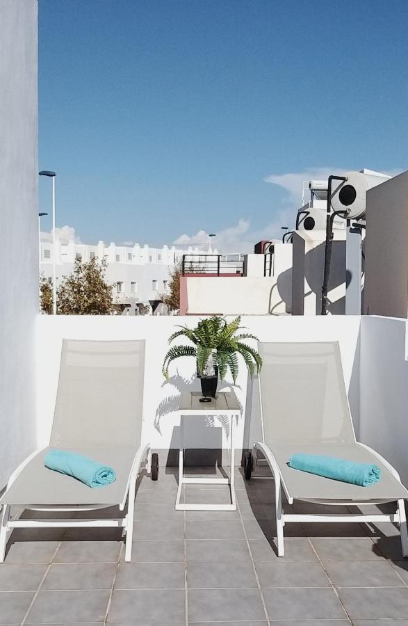 Modern Townhouse In Torrevieja, Costa Blanca Apartment ภายนอก รูปภาพ